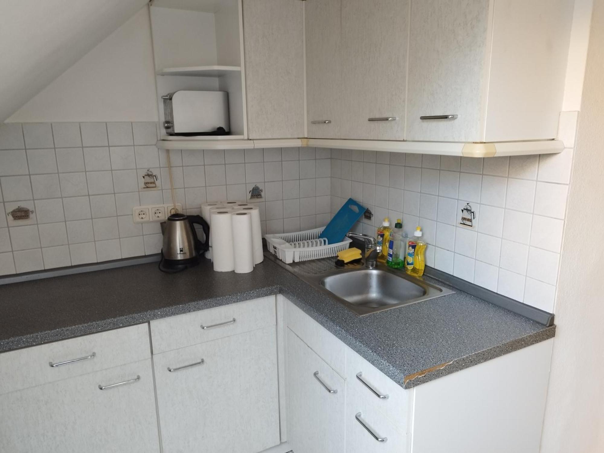Flex Aparts - Grosse, Moeblierte Wohnung In Zwickau Mit 2 Zimmern المظهر الخارجي الصورة
